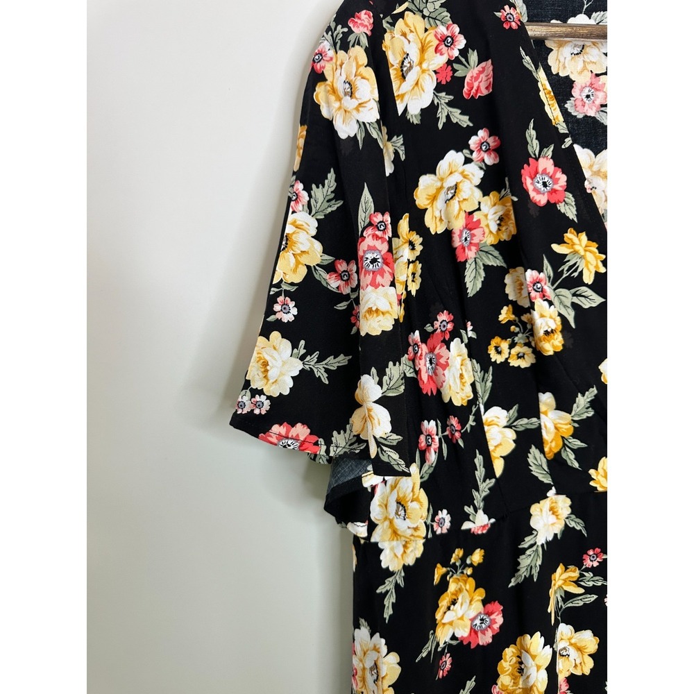 Torrid Floral Faux Wrap Challis Dress Flutter Sleeve Plus Size 1 1X Black Yellow - Picture 3 of 14